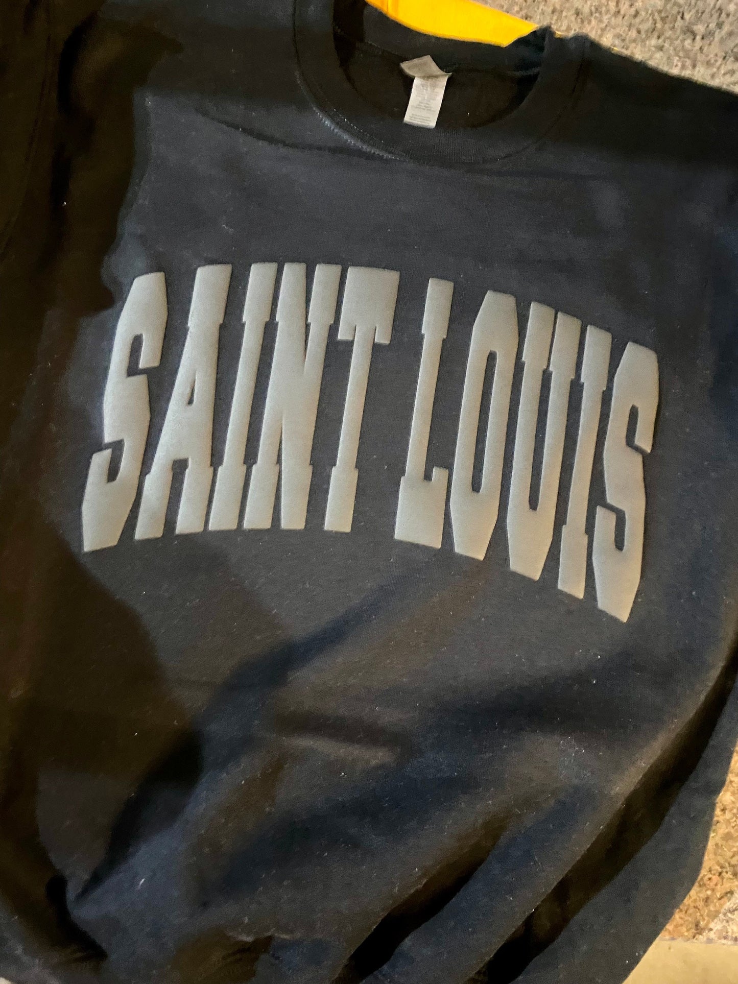 Puffy Saint Louis crewneck