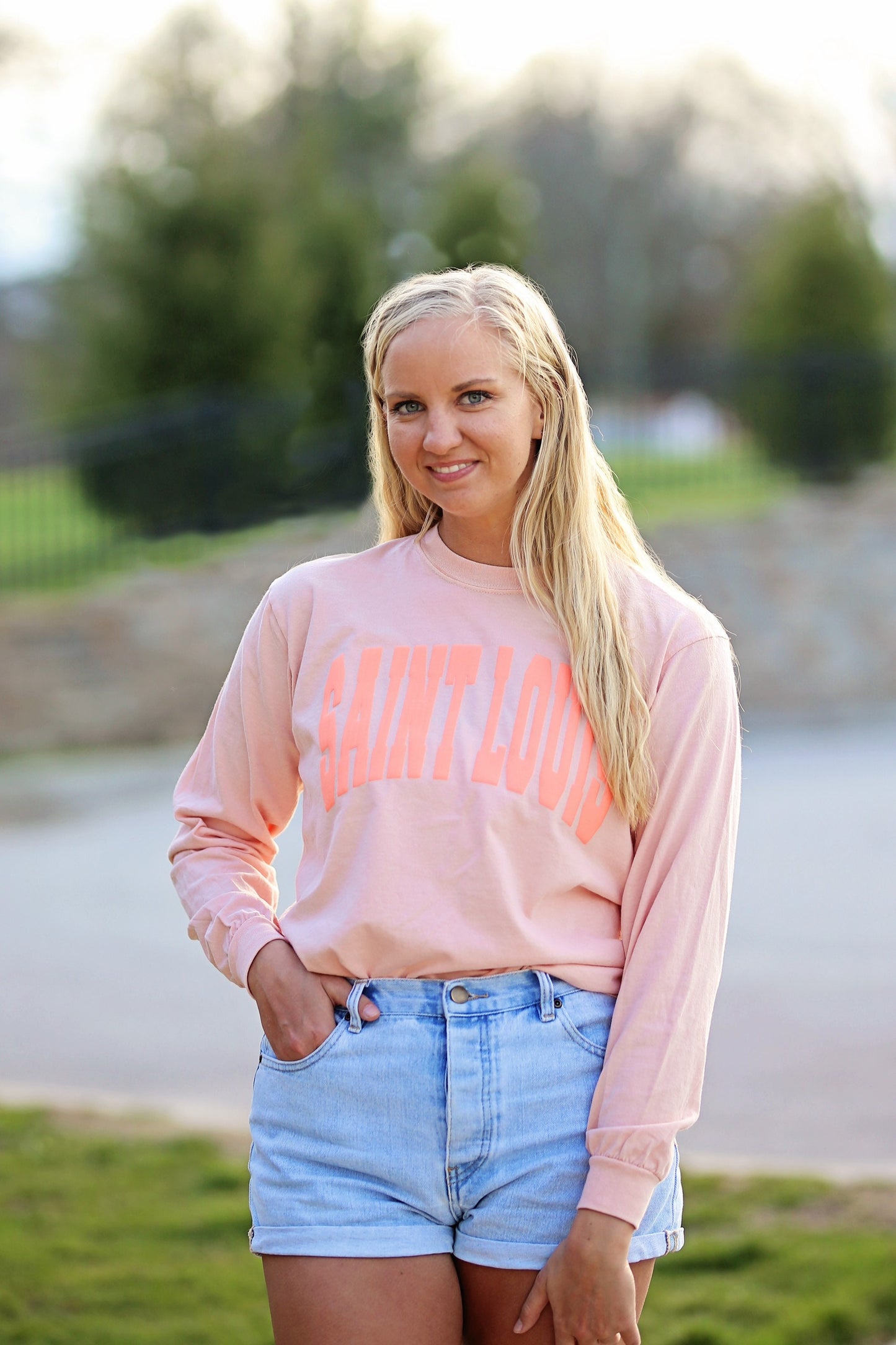 Coral Puff Saint Louis Tee